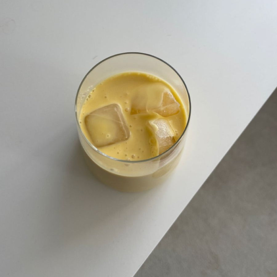 Aloe & Pineapple Skin-Soothing Smoothie
