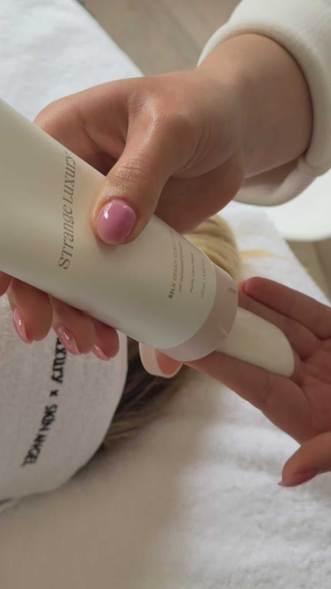 Silk Cream Cleanser